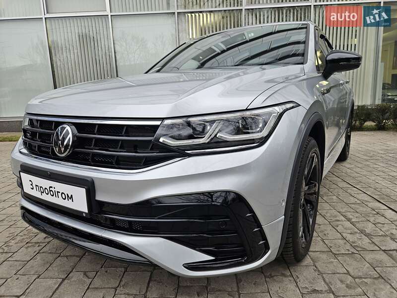 Позашляховик / Кросовер Volkswagen Tiguan 2022 в Києві