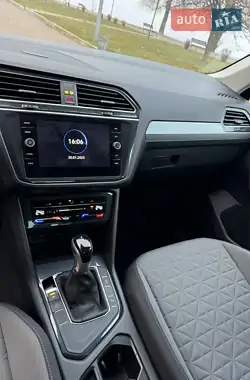 Volkswagen Tiguan 2021