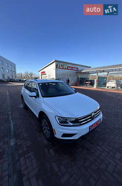 Внедорожник / Кроссовер Volkswagen Tiguan 2021 в Ровно