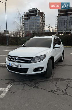 Позашляховик / Кросовер Volkswagen Tiguan 2015 в Ужгороді