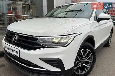 Позашляховик / Кросовер Volkswagen Tiguan 2022 в Києві