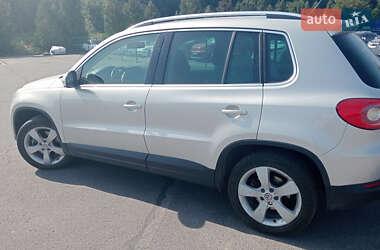 Внедорожник / Кроссовер Volkswagen Tiguan 2008 в Львове