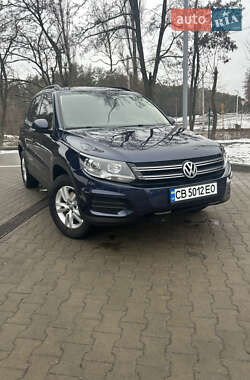 Внедорожник / Кроссовер Volkswagen Tiguan 2015 в Чернигове