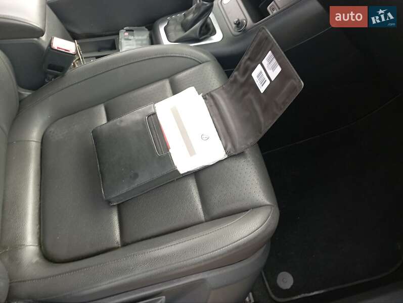 Внедорожник / Кроссовер Volkswagen Tiguan 2015 в Киеве