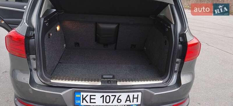 Внедорожник / Кроссовер Volkswagen Tiguan 2014 в Днепре
