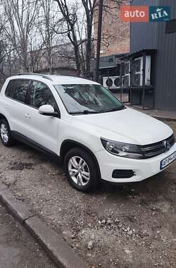 Внедорожник / Кроссовер Volkswagen Tiguan 2016 в Запорожье