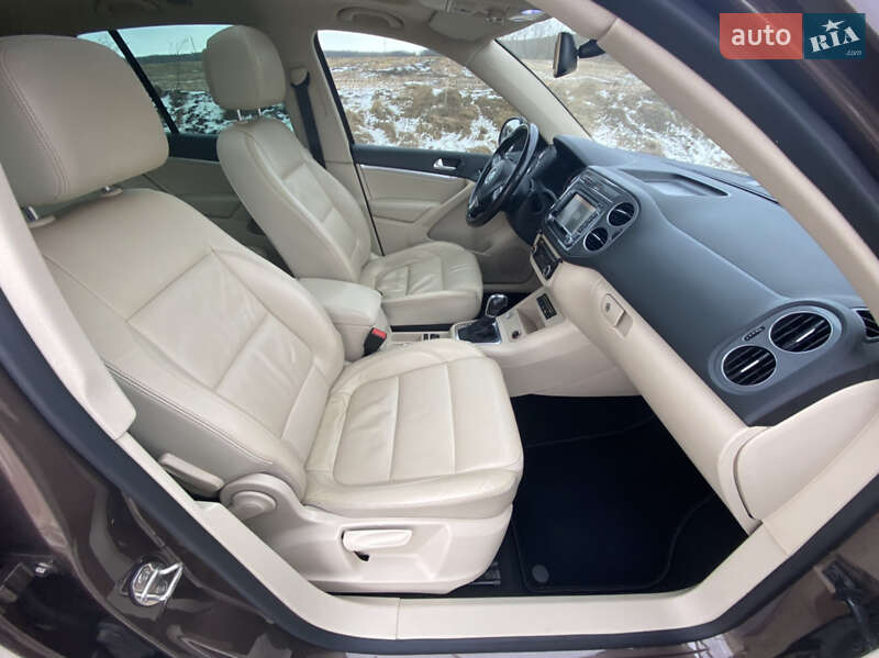 Внедорожник / Кроссовер Volkswagen Tiguan 2011 в Коломые