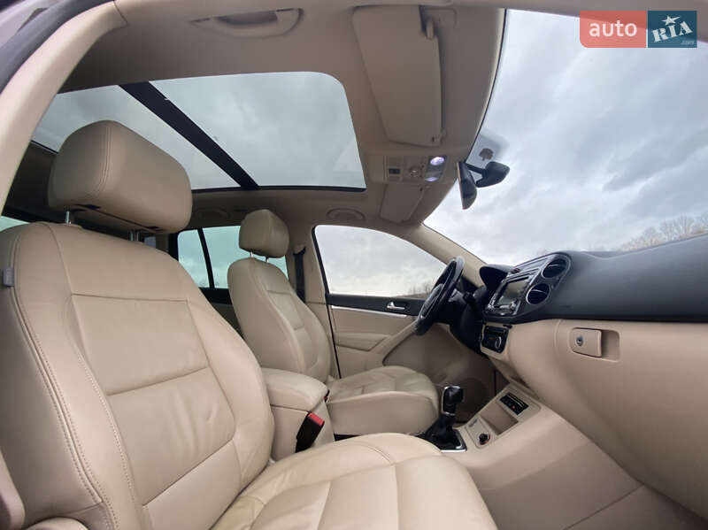 Внедорожник / Кроссовер Volkswagen Tiguan 2011 в Коломые