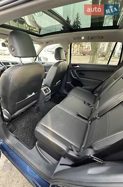 Внедорожник / Кроссовер Volkswagen Tiguan 2018 в 