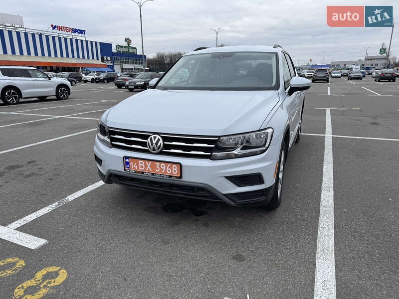 Позашляховик / Кросовер Volkswagen Tiguan 2018 в 