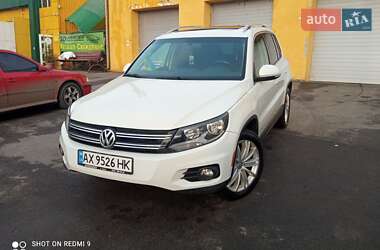 Внедорожник / Кроссовер Volkswagen Tiguan 2014 в Харькове