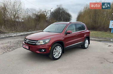 Внедорожник / Кроссовер Volkswagen Tiguan 2013 в Дубно