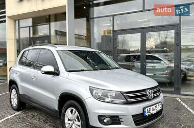 Позашляховик / Кросовер Volkswagen Tiguan 2016 в Дніпрі