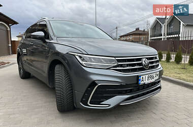 Позашляховик / Кросовер Volkswagen Tiguan 2022 в Києві