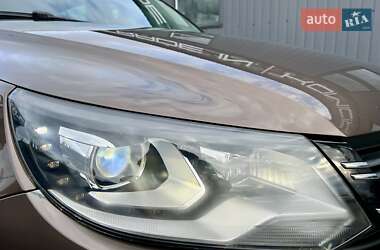 Позашляховик / Кросовер Volkswagen Tiguan 2013 в Києві