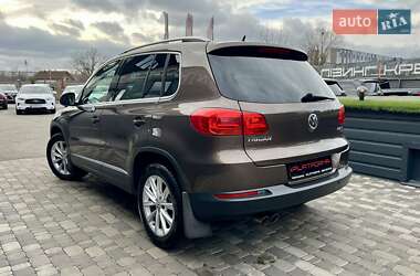 Позашляховик / Кросовер Volkswagen Tiguan 2013 в Києві