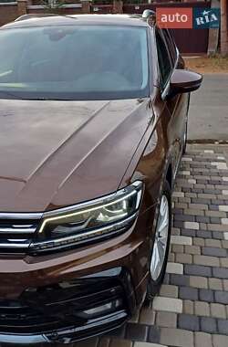 Позашляховик / Кросовер Volkswagen Tiguan 2017 в Києві