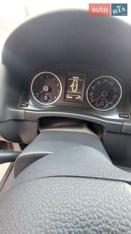 Внедорожник / Кроссовер Volkswagen Tiguan 2015 в Днепре
