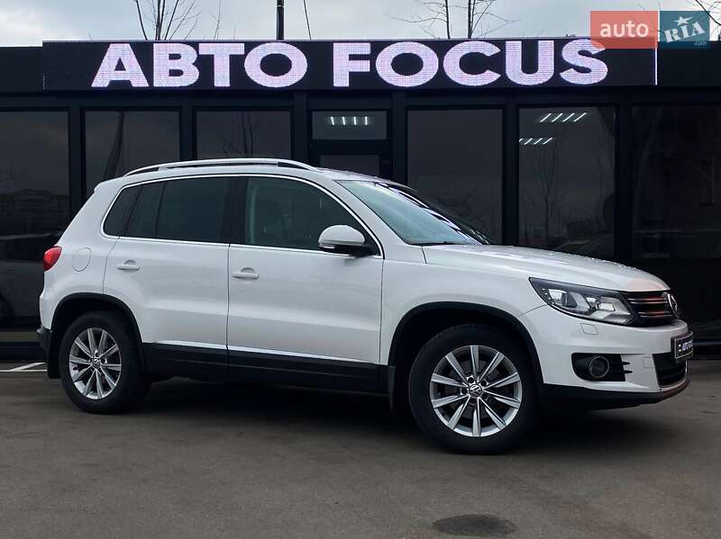 Внедорожник / Кроссовер Volkswagen Tiguan 2012 в Киеве