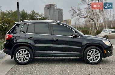 Позашляховик / Кросовер Volkswagen Tiguan 2010 в Дніпрі