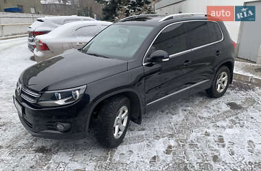 Внедорожник / Кроссовер Volkswagen Tiguan 2013 в Днепре