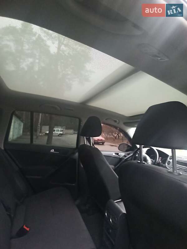 Внедорожник / Кроссовер Volkswagen Tiguan 2013 в Киеве