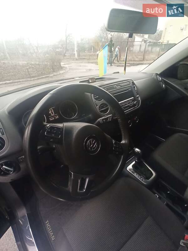 Внедорожник / Кроссовер Volkswagen Tiguan 2013 в Киеве