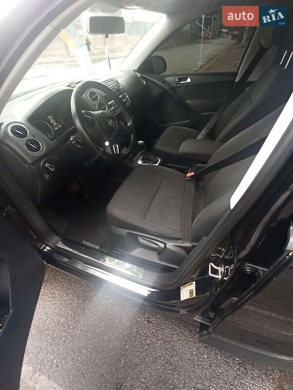 Внедорожник / Кроссовер Volkswagen Tiguan 2013 в Киеве