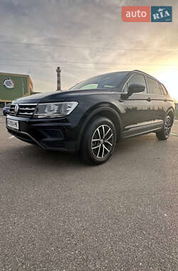 Позашляховик / Кросовер Volkswagen Tiguan 2021 в Києві