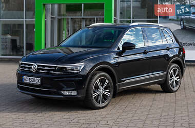 Внедорожник / Кроссовер Volkswagen Tiguan 2017 в Луцке