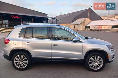 Внедорожник / Кроссовер Volkswagen Tiguan 2012 в Киеве