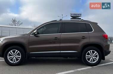 Внедорожник / Кроссовер Volkswagen Tiguan 2014 в Львове