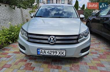 Внедорожник / Кроссовер Volkswagen Tiguan 2012 в Киеве