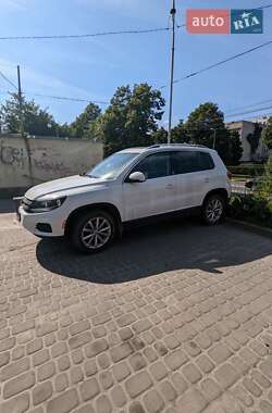 Внедорожник / Кроссовер Volkswagen Tiguan 2017 в Львове