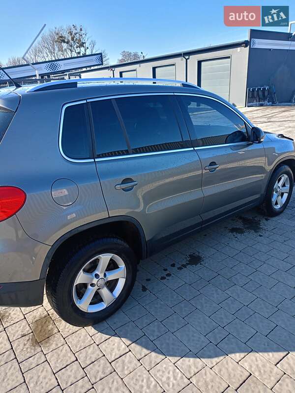 Внедорожник / Кроссовер Volkswagen Tiguan 2010 в Городке фото 4 Внедорожник / Кроссовер Volkswagen Tiguan 2010 в Городке