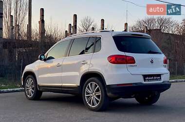 Позашляховик / Кросовер Volkswagen Tiguan 2011 в Миколаєві