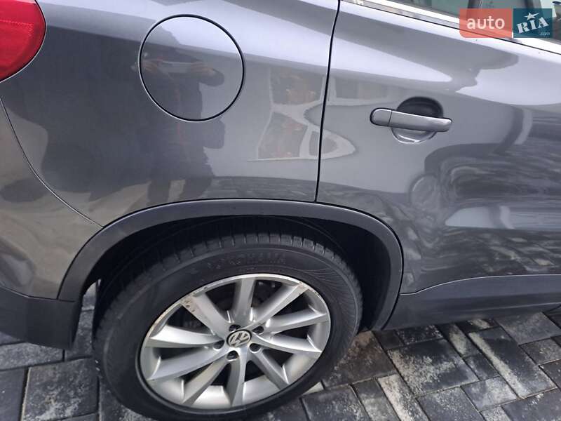 Внедорожник / Кроссовер Volkswagen Tiguan 2012 в Славуте