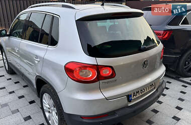 Внедорожник / Кроссовер Volkswagen Tiguan 2009 в 