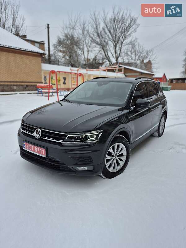 Внедорожник / Кроссовер Volkswagen Tiguan 2018 в Ромнах