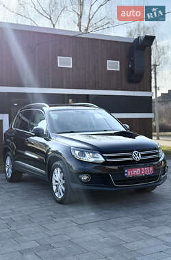 Позашляховик / Кросовер Volkswagen Tiguan 2012 в Тячеві