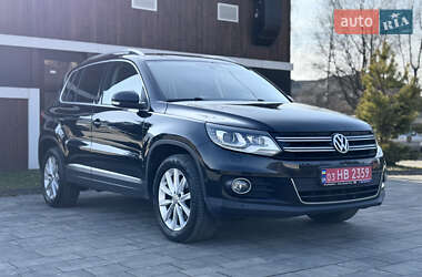 Внедорожник / Кроссовер Volkswagen Tiguan 2012 в Тячеве