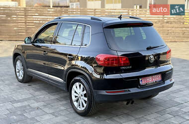 Внедорожник / Кроссовер Volkswagen Tiguan 2012 в Тячеве