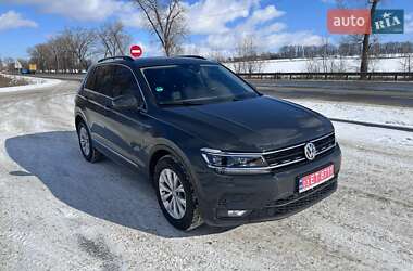 Внедорожник / Кроссовер Volkswagen Tiguan 2018 в Ромнах