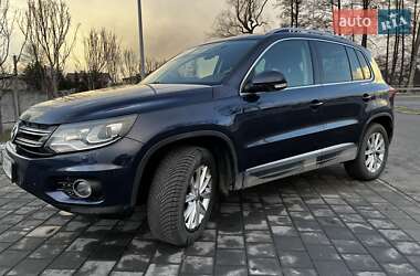 Позашляховик / Кросовер Volkswagen Tiguan 2014 в Києві