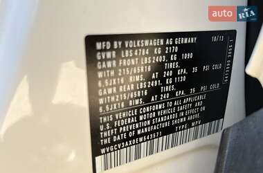 Позашляховик / Кросовер Volkswagen Tiguan 2013 в 