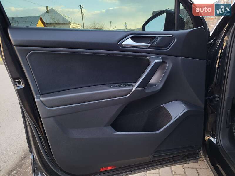 Внедорожник / Кроссовер Volkswagen Tiguan 2018 в Иршаве