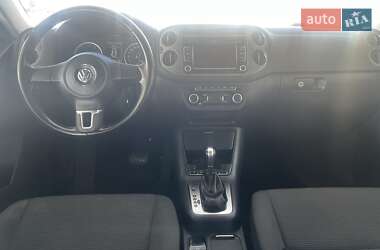 Внедорожник / Кроссовер Volkswagen Tiguan 2011 в Киеве