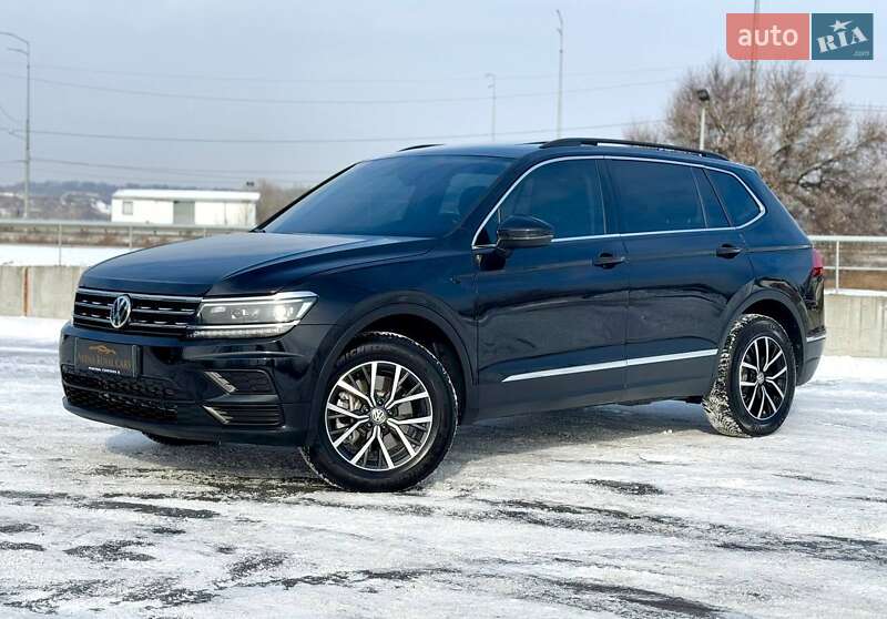 Внедорожник / Кроссовер Volkswagen Tiguan 2021 в Киеве