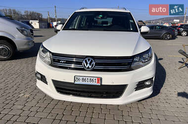 Внедорожник / Кроссовер Volkswagen Tiguan 2012 в Черновцах