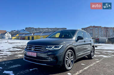 Внедорожник / Кроссовер Volkswagen Tiguan 2022 в Ровно